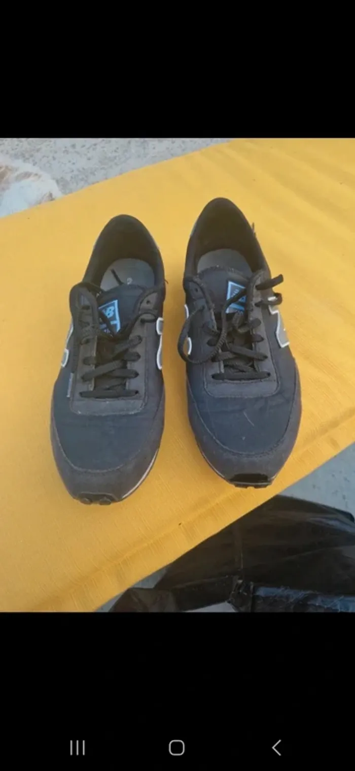 Basket new balance taille 43 noir bon etat - photo numéro 5