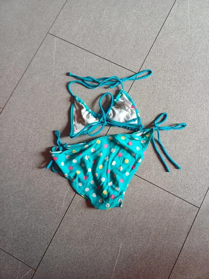 Maillot de bain à pois 14 ans - photo numéro 3