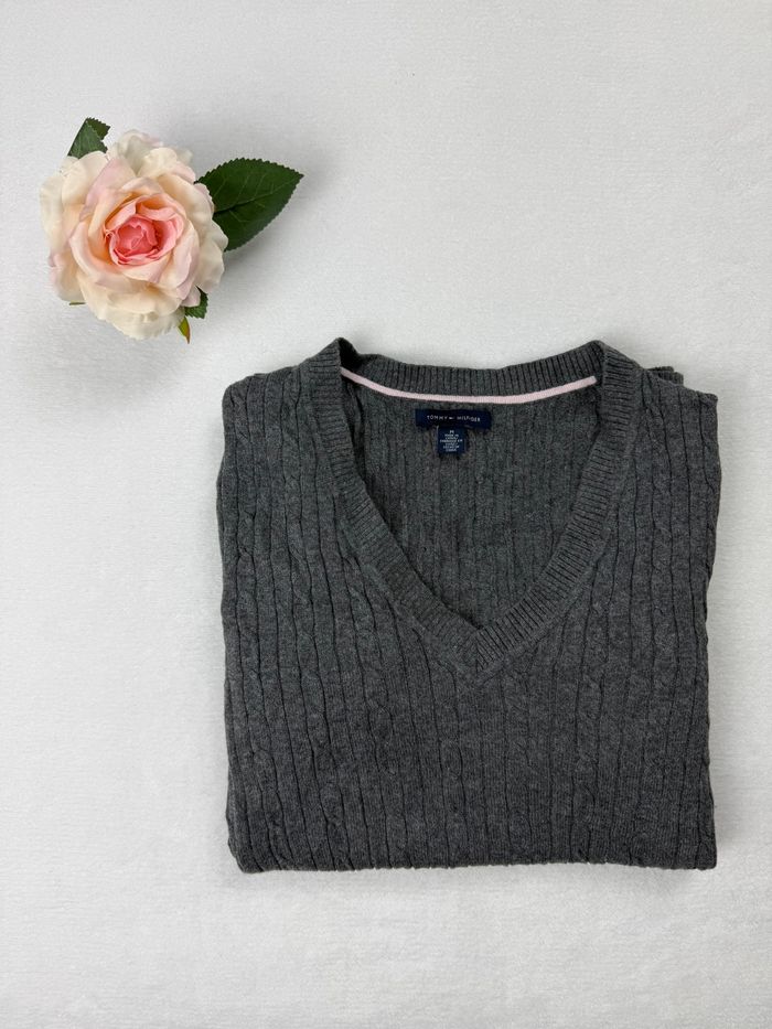 Pull maille torsadée Tommy Hilfiger pour femme gris col V taille M parfait état SM01225