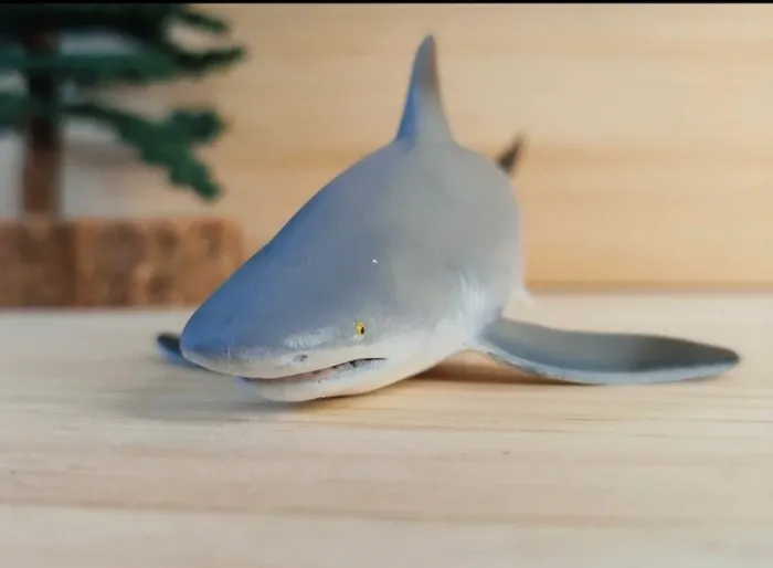 PAPO requin bouledogue Figurine animal de la mer