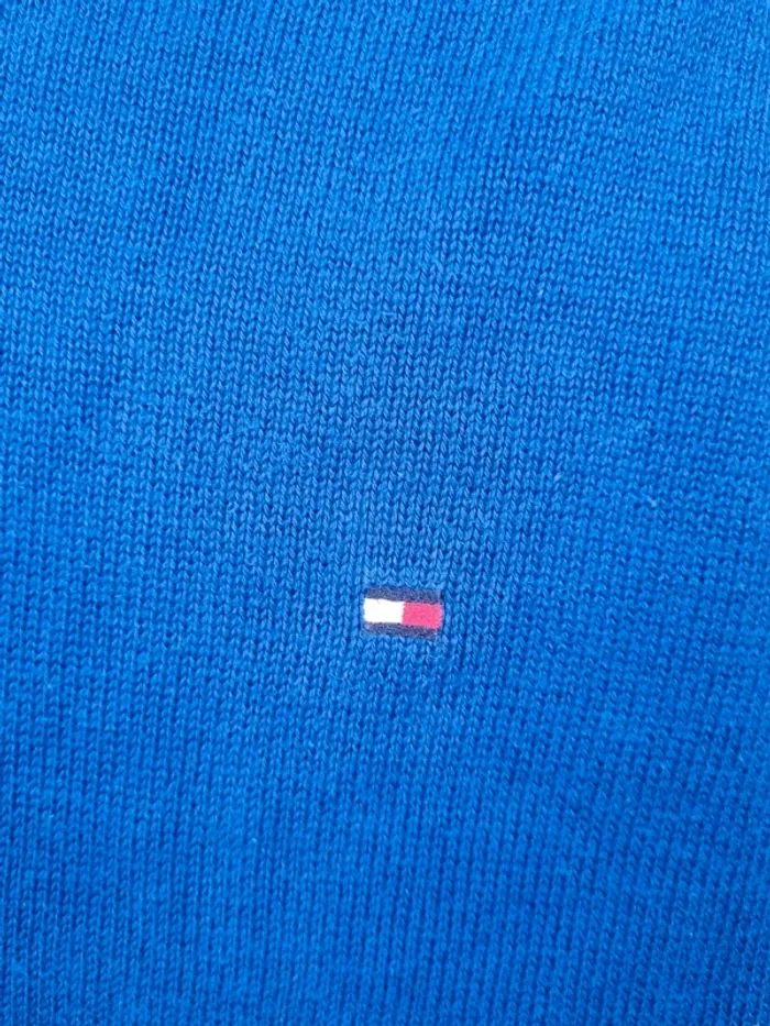 Pull col V Tommy Hilfiger Bleu – Taille L Homme (mesures en photos) - photo numéro 7