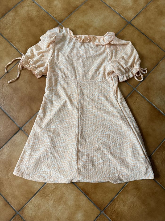 Robe courte - photo numéro 4