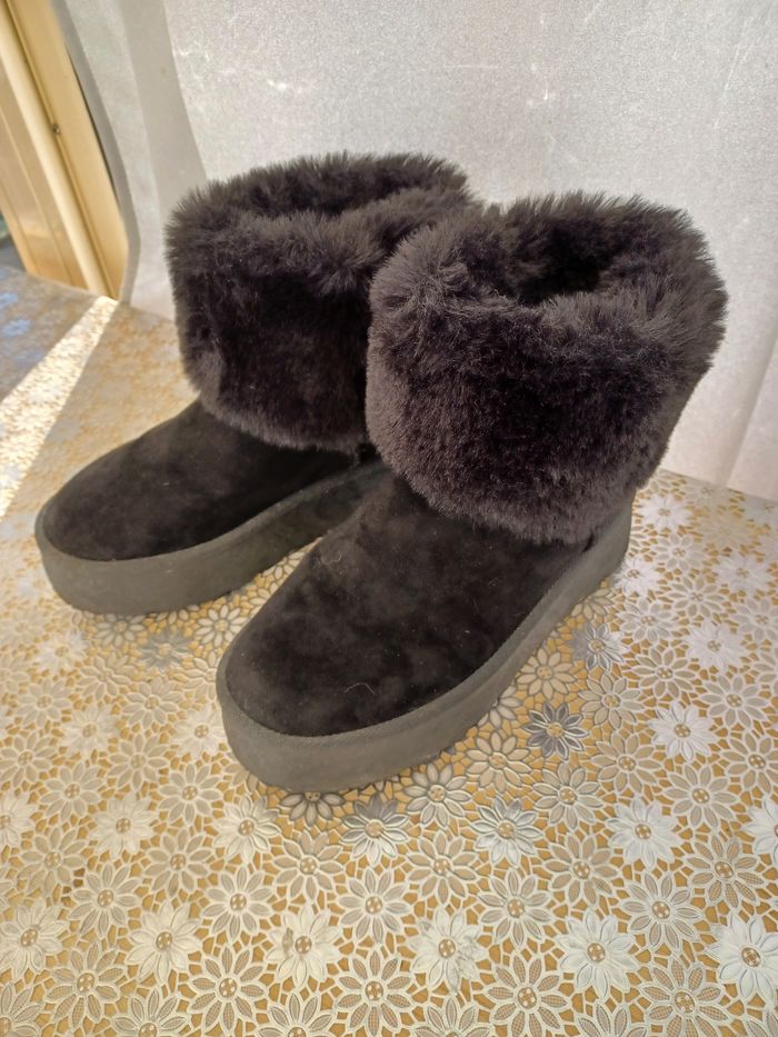 Bottines fourrées achetées chez Chaussea taille 37 en très bon état. - photo numéro 3