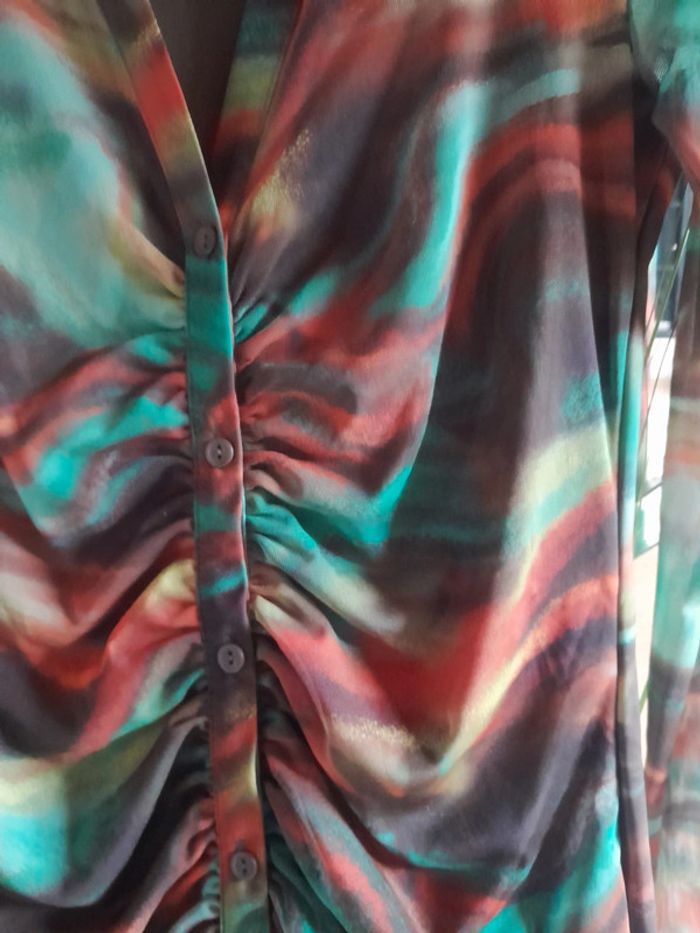 Robe neuf pull & bear taille s - photo numéro 2