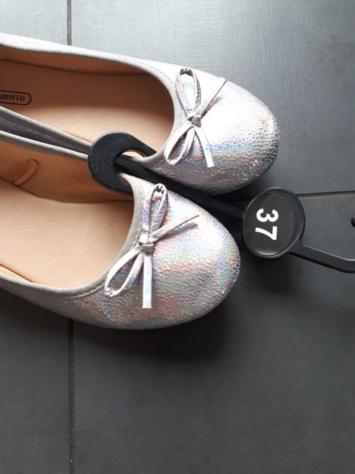 Ballerines paillettées état neuf Liberto 37 - photo numéro 5