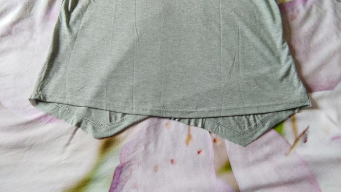 Top asymétrique gris clair neuf Shein - photo numéro 8