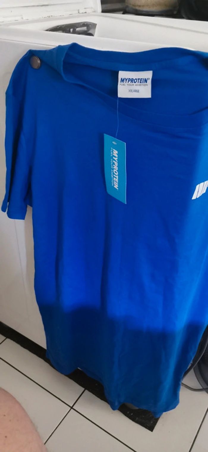 T-shirt taille 2 xl en très bon etat - photo numéro 2