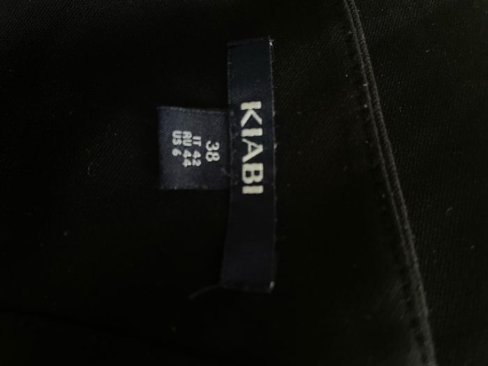 🌸 Robe noire cintrée. Avec poches. Dos nues.Taille 38. Neuve - photo numéro 9