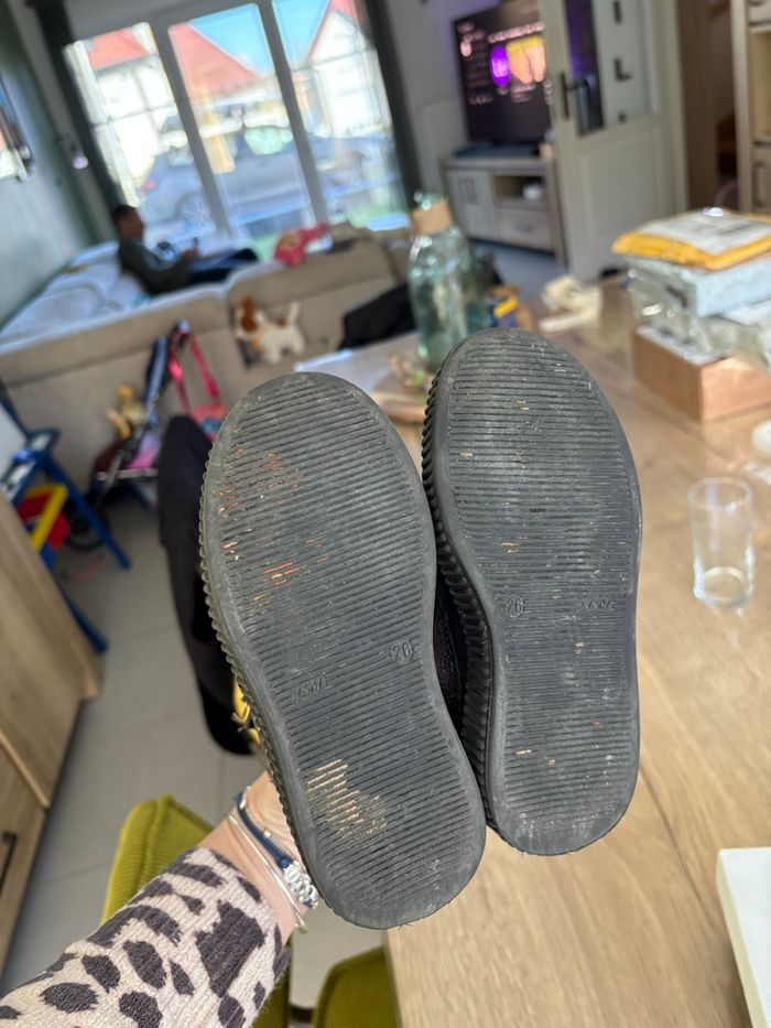 Bottines gbb taille 26 - photo numéro 3