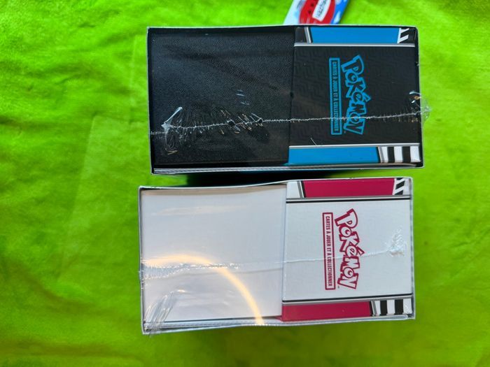 Lot de 2 Etb Pokémon EV10.5 Foudre Noir Flamme Blanche Neuf et défauts Scellage - photo numéro 3