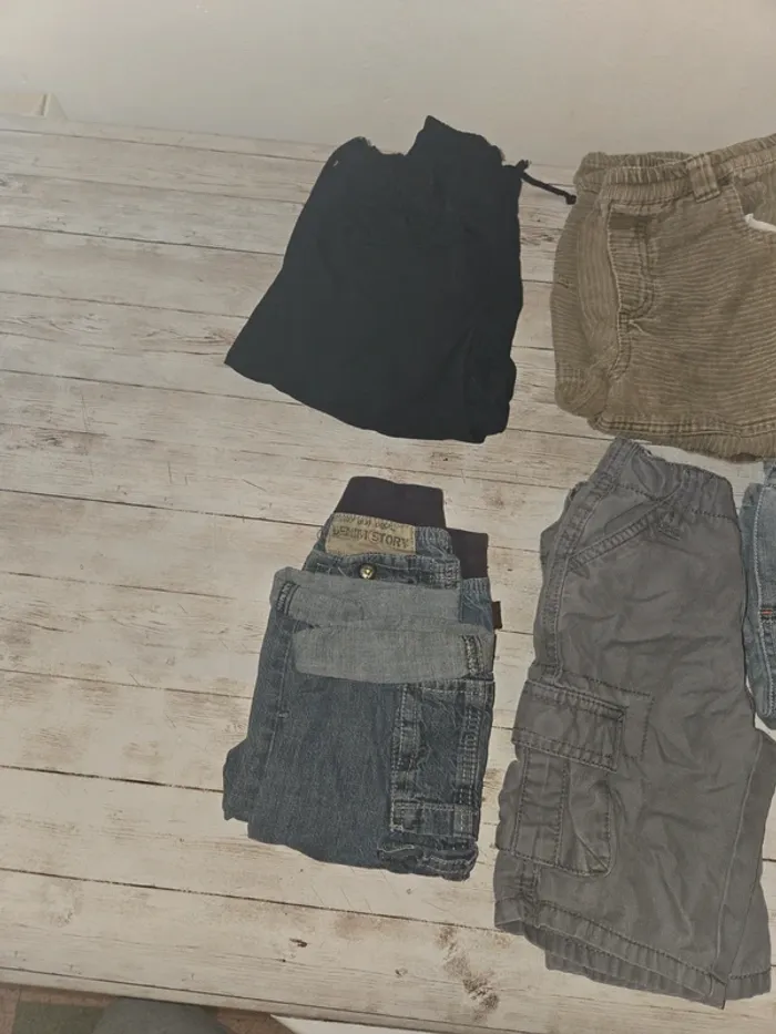 Gros lots de 24 mois garçons - photo numéro 9