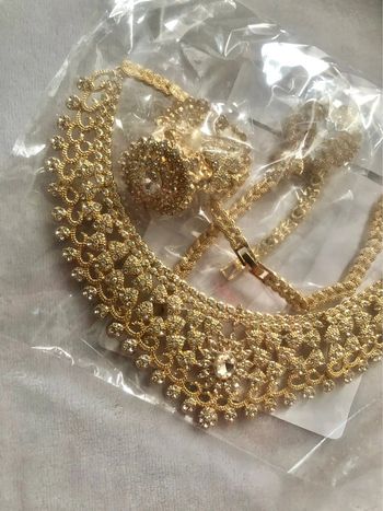 Parure bijoux femme neuve dorés idée cadeau
