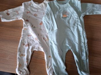 Lot 2 pyjamas 3 mois kiabi