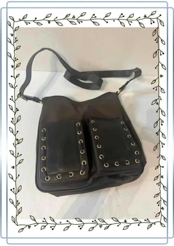 Sac à bandoulière marron Texier, très bon état, 29x30cm