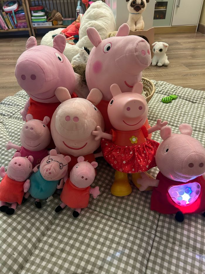 Lot peppa piG