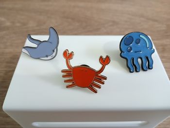 🐙🦀🐋 Lot 4 – Pin's mer et océan