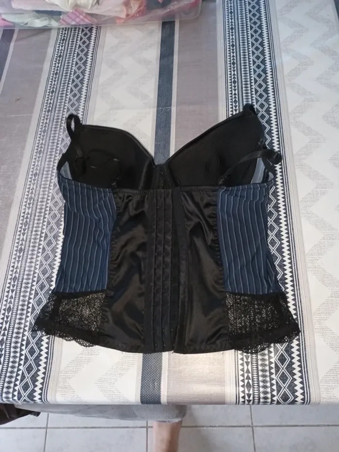 Bustier bleu - photo numéro 3