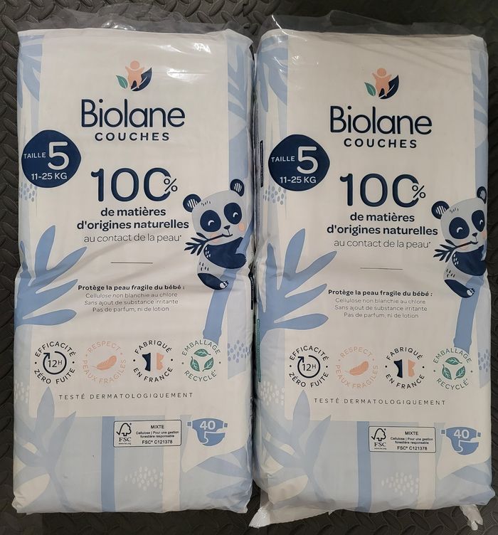 2 paquets de couches biolane taille 5