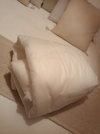 Couette légère 150 x 200 cm neuve