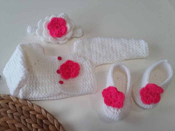 Vêtement bébé fille robe ballerines bandeau et gilet boléro crochet 3 mois - photo numéro 6