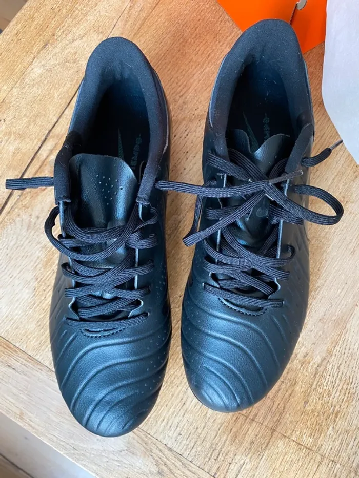 Crampons de foot Nike - photo numéro 2
