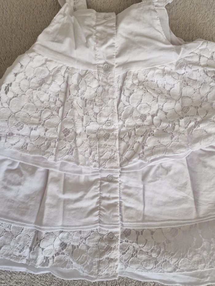 Robe blanche à volant P'tit Bisou 6M (neuve) - photo numéro 6