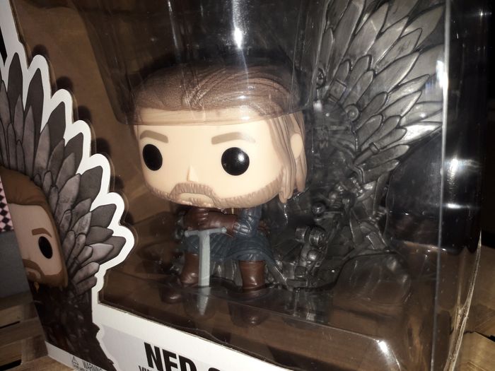 Funko Pop Game Of Thrones GOT Ned Stark sur le Throne # 93 - photo numéro 4