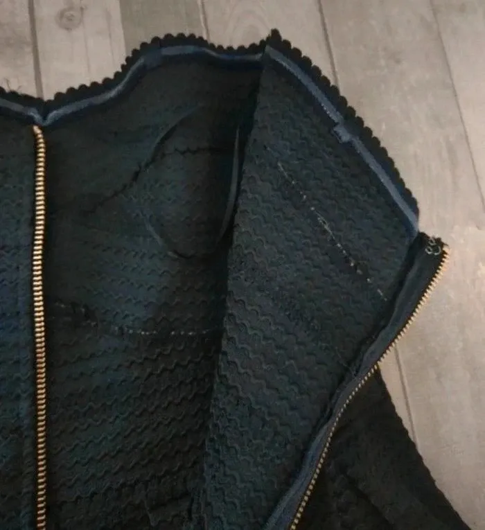 Robe bustier noir et or taille S - photo numéro 4