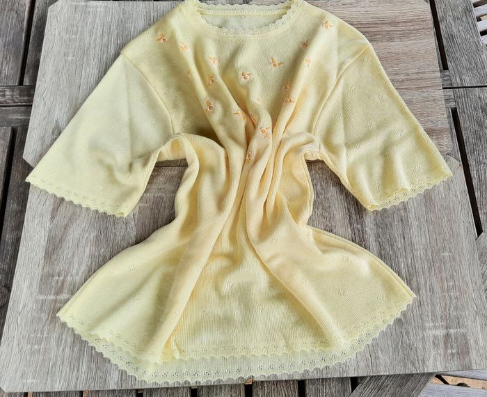 Pull léger jaune vintage, manches courtes, taille 42 - photo numéro 2