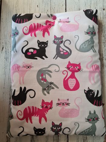 Pochette de protection pour livre ou tablette grand format  TyJalel