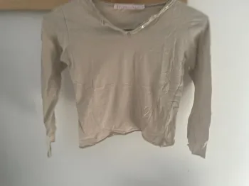 Très joli t-shirt hiver fille 8 ans