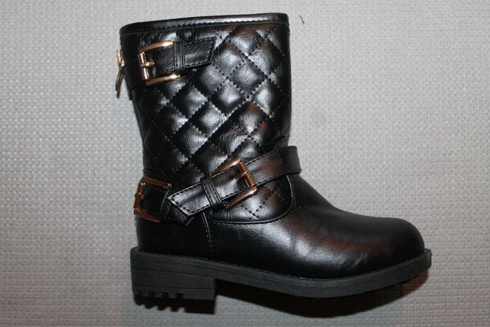belles petites bottines noires 28
