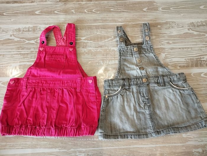 2 Jupes salopettes en jean 6 mois