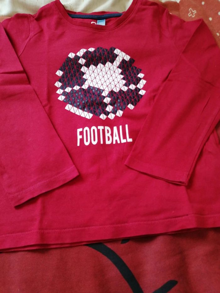 T shirt rouge - photo numéro 2