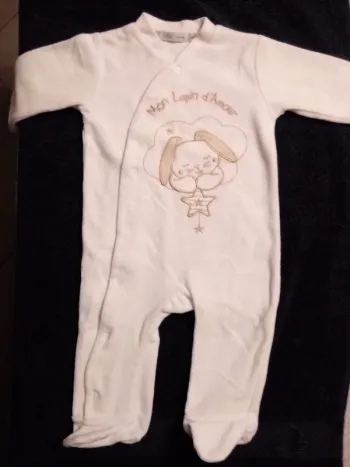 Pyjamas grenouillère 6 mois (réf perso D1)(familleac72)