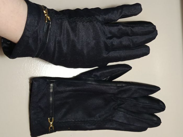Gants noirs pour femme - taille S - photo numéro 3