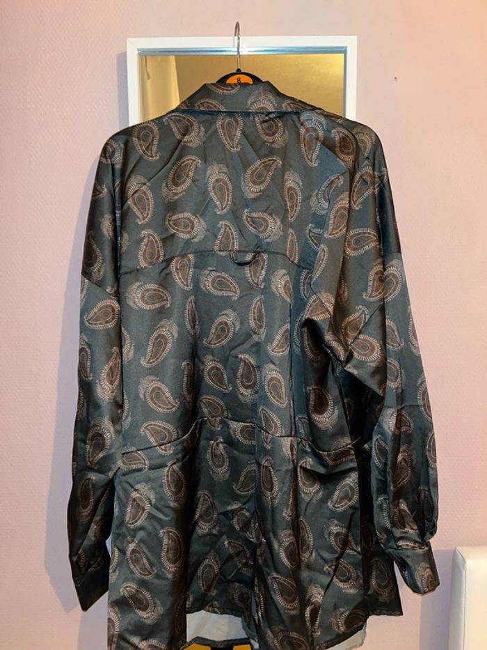 Chemise verte - jamais porté / neuve - photo numéro 4