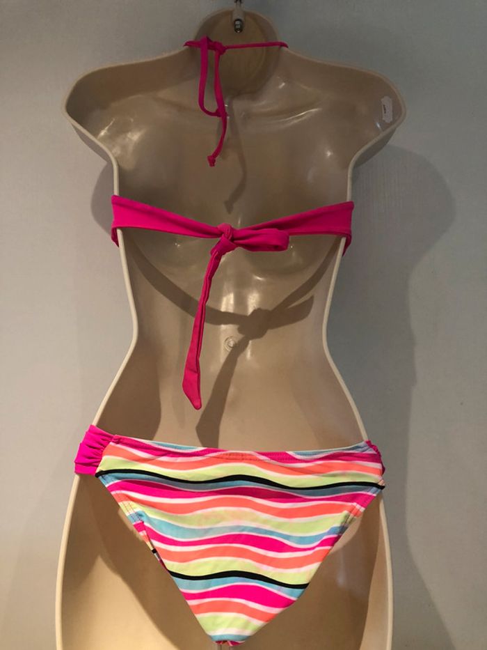 Maillot de bain longboard. Taille 34 - photo numéro 2