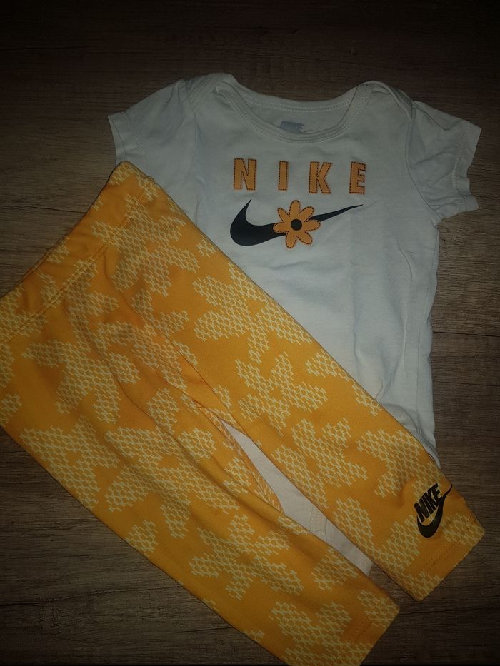 Ensemble Nike - photo numéro 3