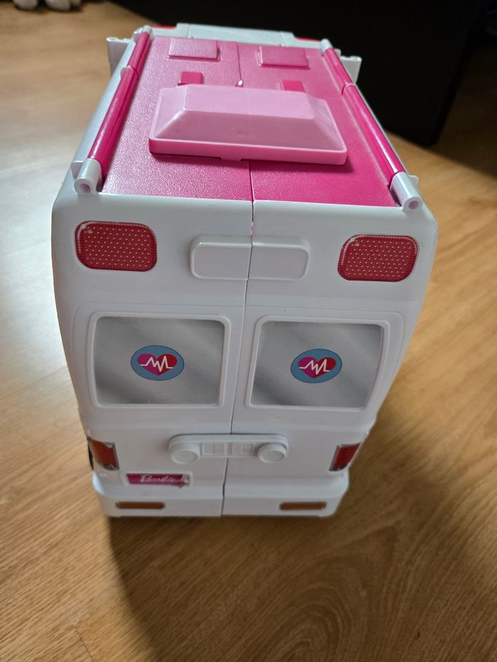 Véhicule médical Barbie - photo numéro 7