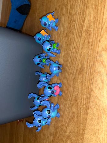 Lot de figurine stitch