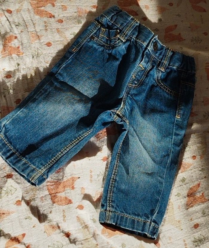 Lots de jeans 3/6 mois - photo numéro 2