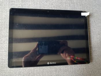 Tablette Danew DSlide 1021