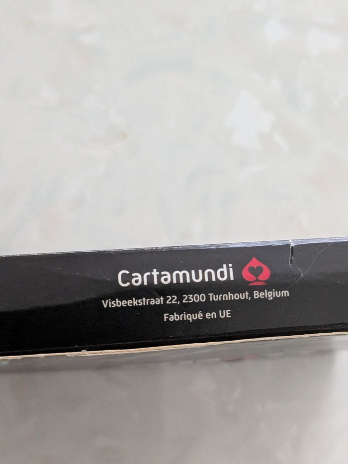 Jeu de société Cluedo. À partir de 8 ans - photo numéro 8