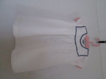 Robe blanche broderie bleue Bout'chou 