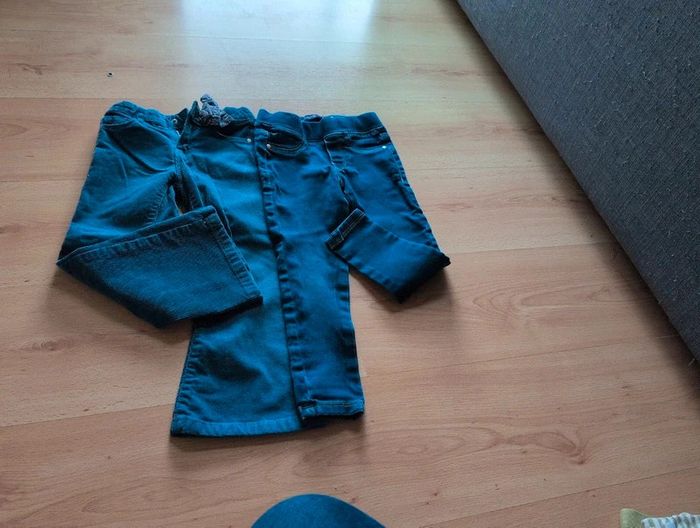 Lot de 2 jeans fille 4 ans Okaidi