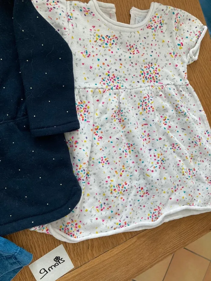 3 robes 9 mois - photo numéro 4