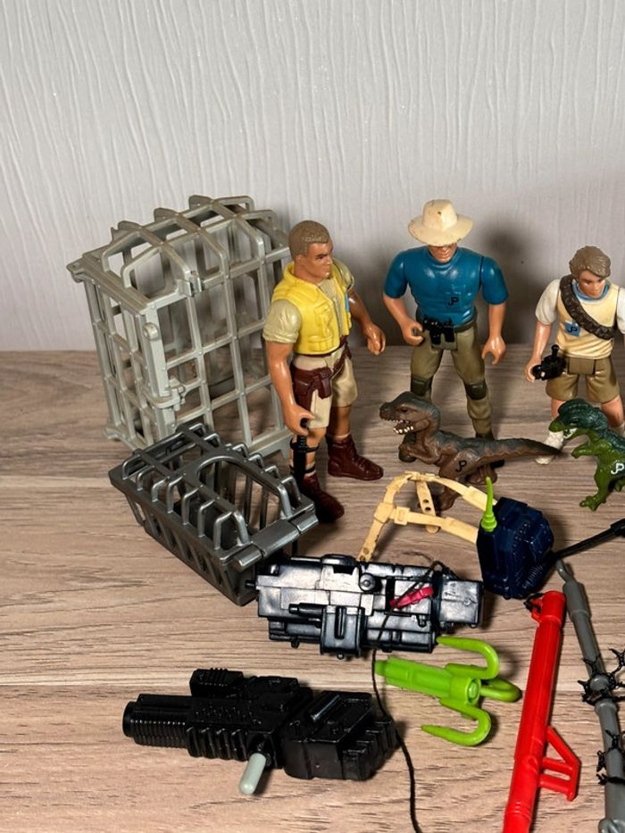 Énorme lot figurine jouet véhicule accessoires vintage JP Kenner jurassic park - photo numéro 2