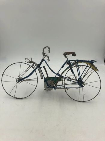 Vélo en métal 30 x 17 cm