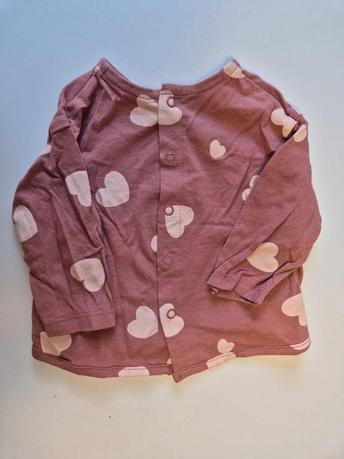 T-shirt blouse manches longues Kiabi taille 1 mois 54 cm - photo numéro 2